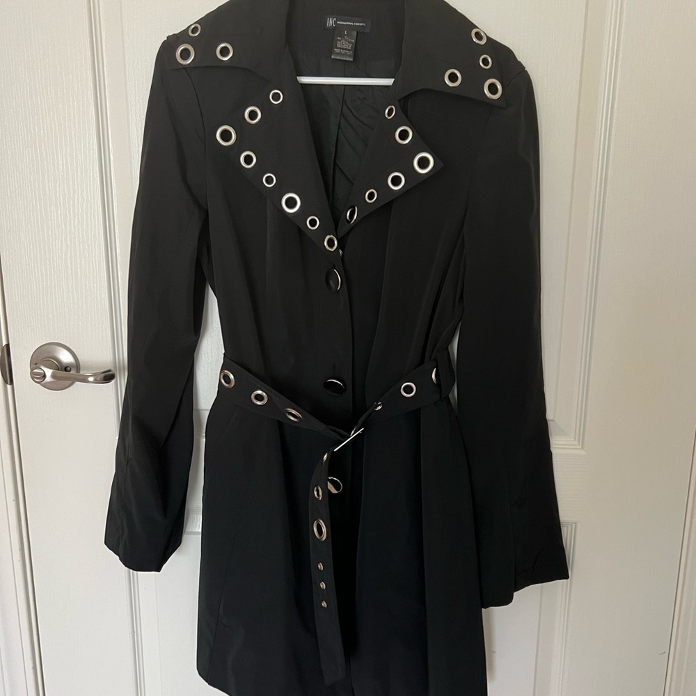 INC raincoat with super fun and stylish grommet accents. Black and Silver 🤘🏼